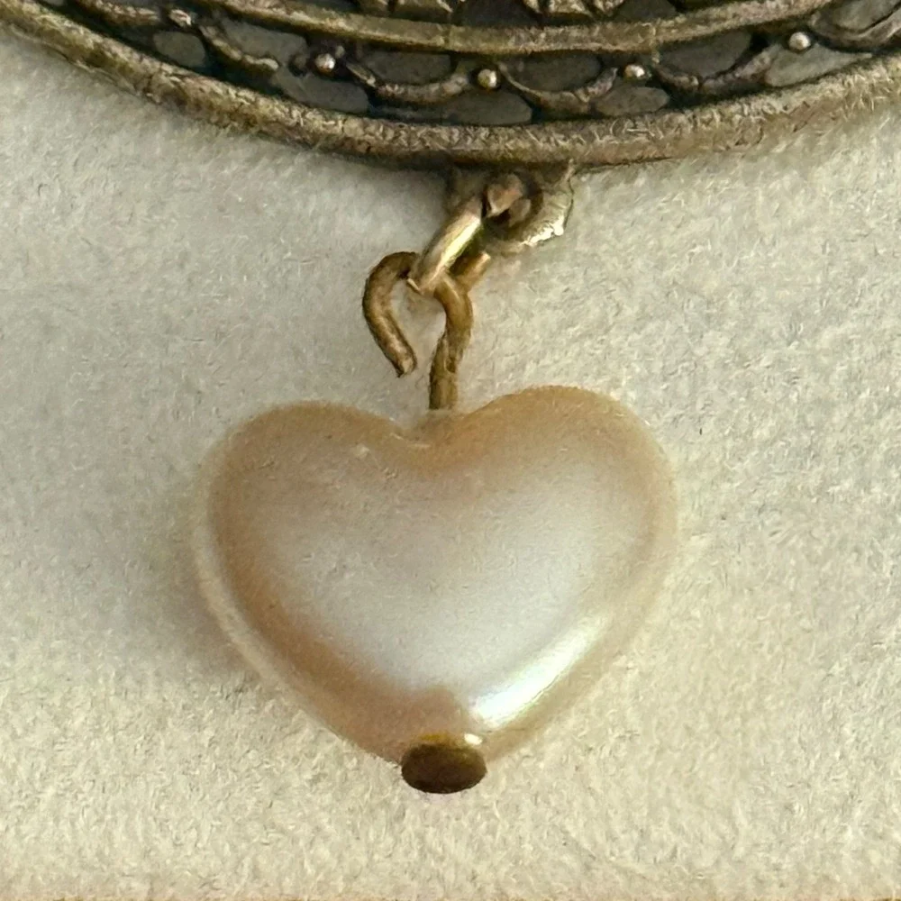 JJ Jonette Bronze Tone Cherub‎ on Crescent Moon Brooch Dangling Pearl Heart